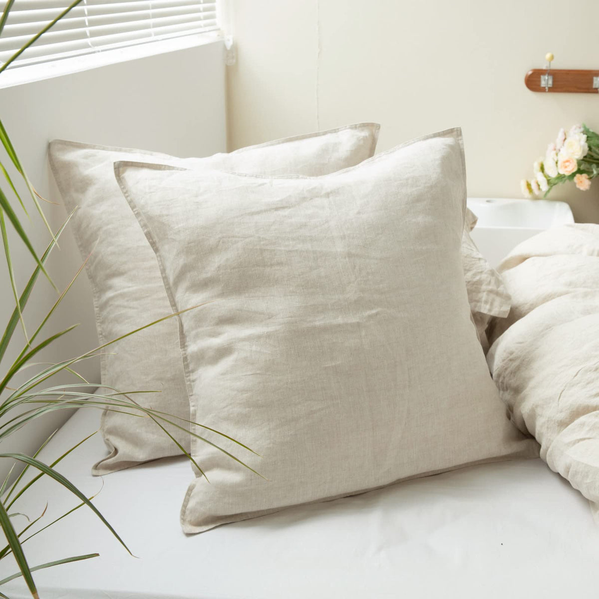 Simple&Opulence 100% Linen Duvet Cover Set 3pcs Basic Style Natural French Washed Flax Solid Color Soft Breathable Farmhouse Bedding with Button Closure - Linen, King