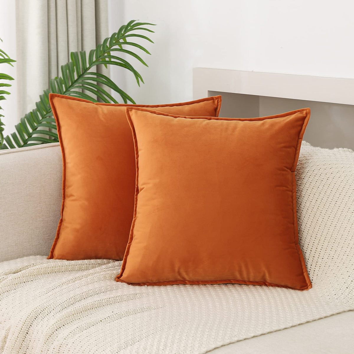 JIAHANNHA Velvet Green Throw Pillow Covers 18”x18”Pack of 2 Soft Decorative