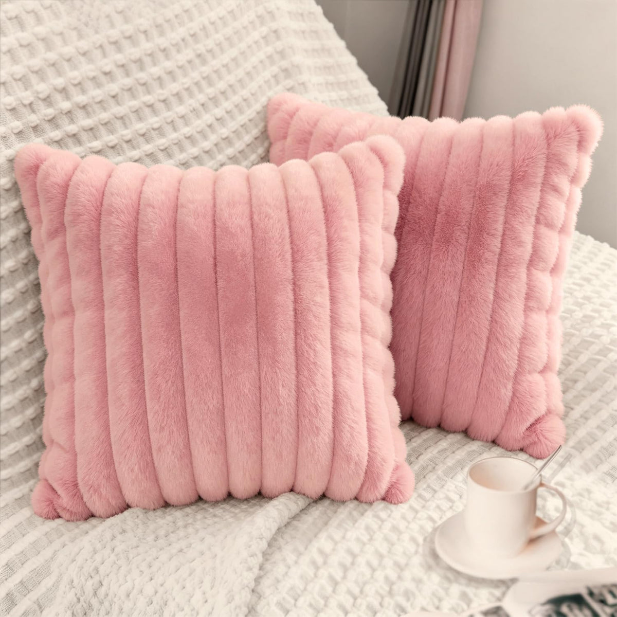 2 Pack 18x18 Pillow Cover Velvet Pillow Covers, Faux Fur Square Throw Pillow Covers for Living Room Decorations Throw Pillow Case, Throw Pillow Cover Cushion Cover for Home Sofa Bedroom Car, Grey