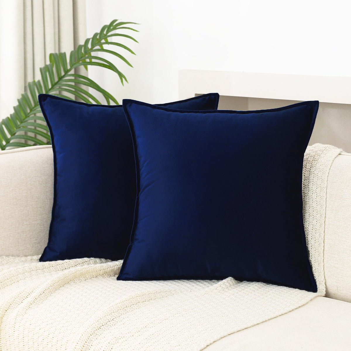 JIAHANNHA Velvet Green Throw Pillow Covers 18”x18”Pack of 2 Soft Decorative