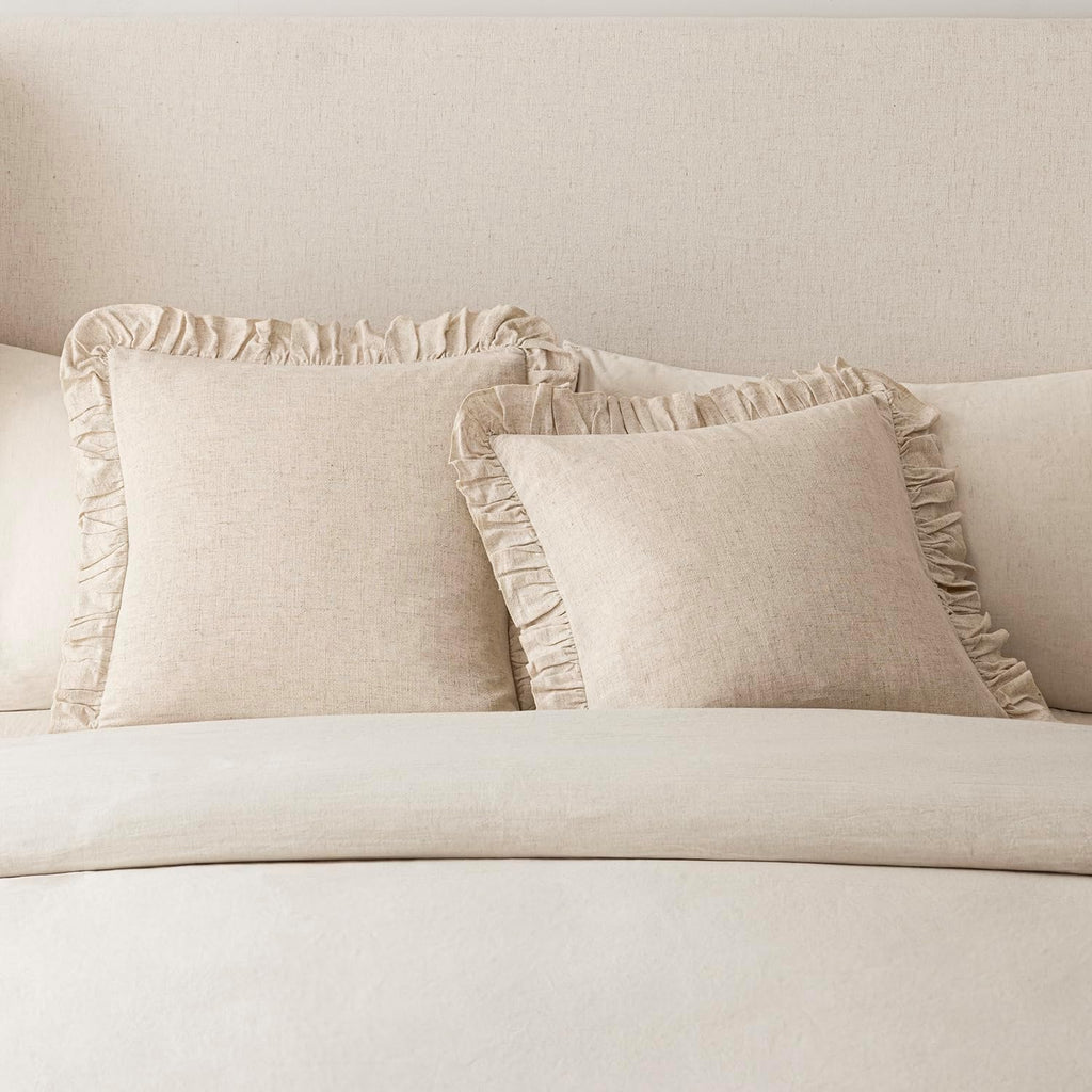 Foindtower Set of 2 Decorative Soild Fringe Ruffle Throw Pillow Covers Soft Boho Farmhouse Cushion Cover Cozy Accent Retro Pillowcase for Couch Sofa Bed Living Room Home Decor,18×18 Inch,Natural Beige