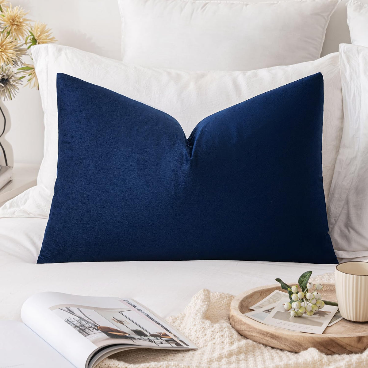 MIULEE Velvet Pillow Cover Soft Luxury Decorative Throw Pillow Cover Single Rectangle Cushion Case for Spring Couch Sofa Bedroom Car Decor,12x20 Inch Sage Green