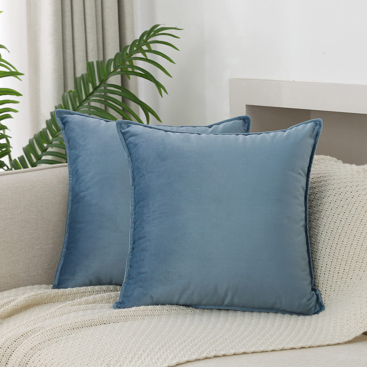 JIAHANNHA Velvet Green Throw Pillow Covers 18”x18”Pack of 2 Soft Decorative