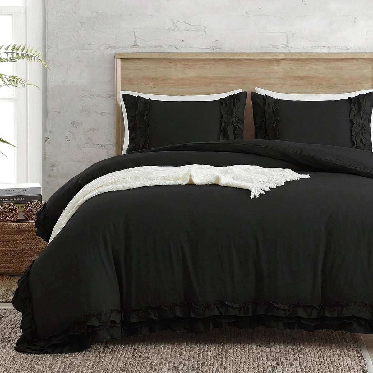 Bedorm Beige Duvet Cover Set Queen Ruffle Bedding Set Pleat Ruffled Shabby Chic Comforter Cover Extra Soft & Easy Care White Boho Duvet Cover with Zipper Closure
