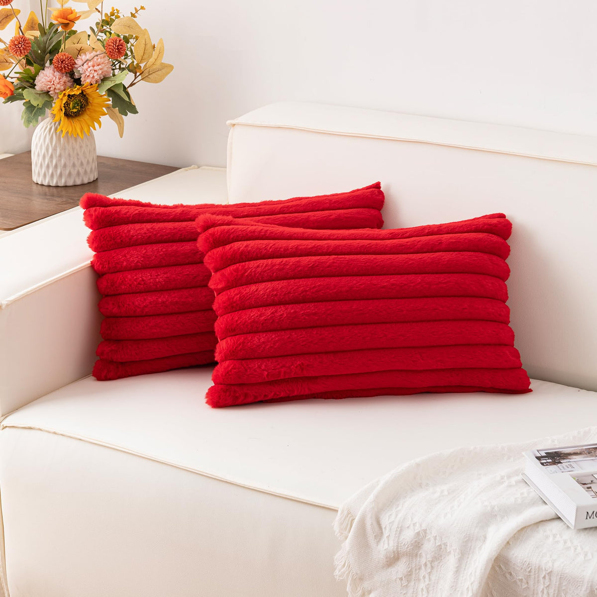 Aegero Pack of 2 Faux Fur Christmas Throw Pillow Covers 18x18 Inch, Pink