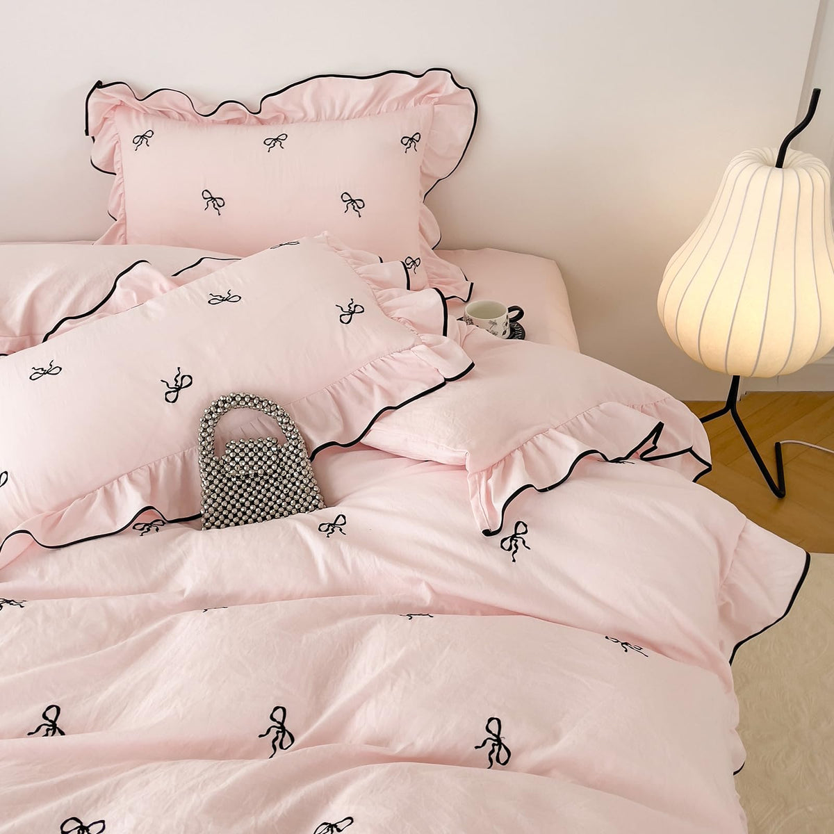 French Chic Ruffled Duvet Cover Queen Size Beige Wavy Jacquard Bedding Set 3 Pieces, Microfiber Zipper Comforter Cover and 2 Pillowcases Aesthetic Boho Girls Women Bedding Duvet Cover for All Seasons