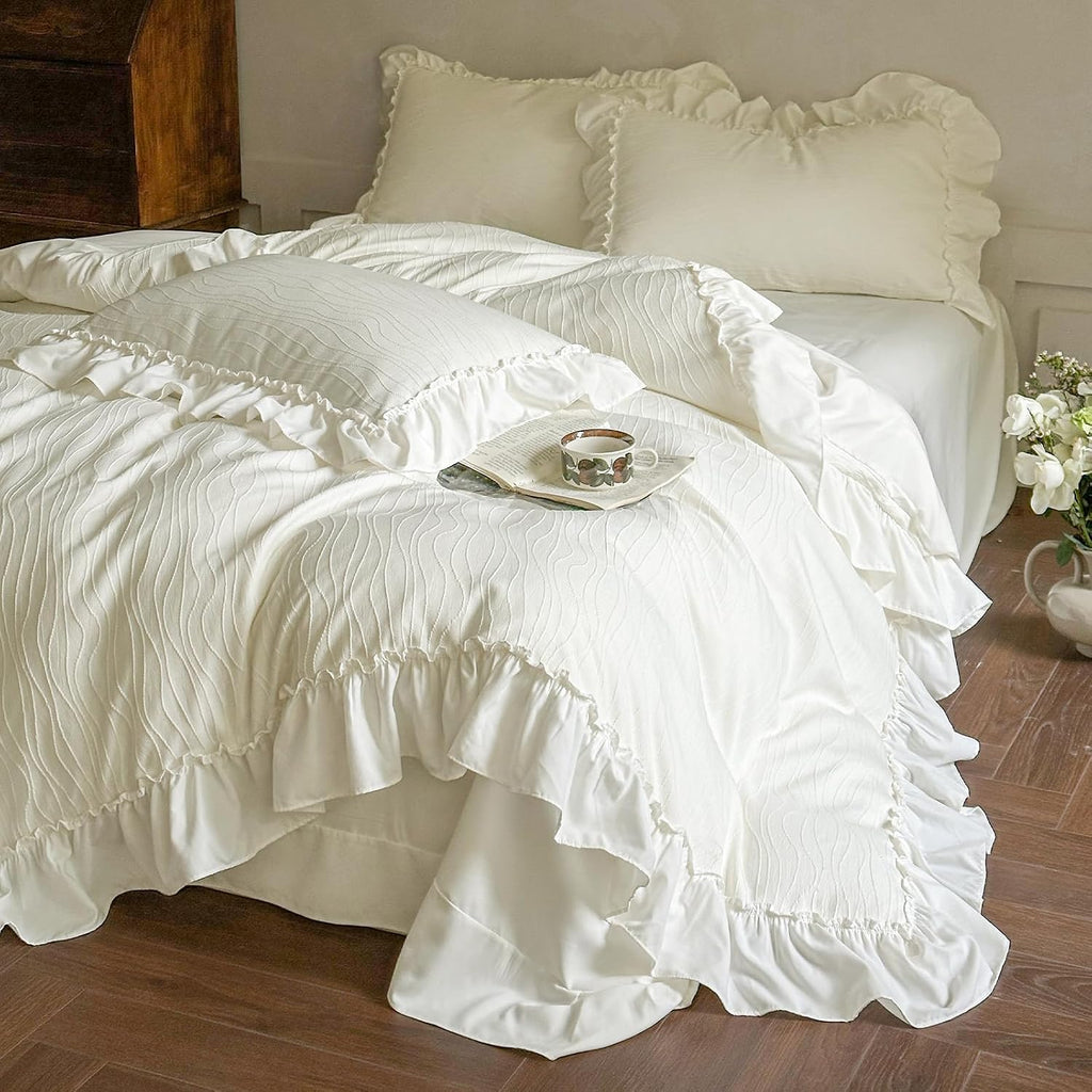 French Chic Ruffled Duvet Cover Queen Size Beige Wavy Jacquard Bedding Set 3 Pieces, Microfiber Zipper Comforter Cover and 2 Pillowcases Aesthetic Boho Girls Women Bedding Duvet Cover for All Seasons