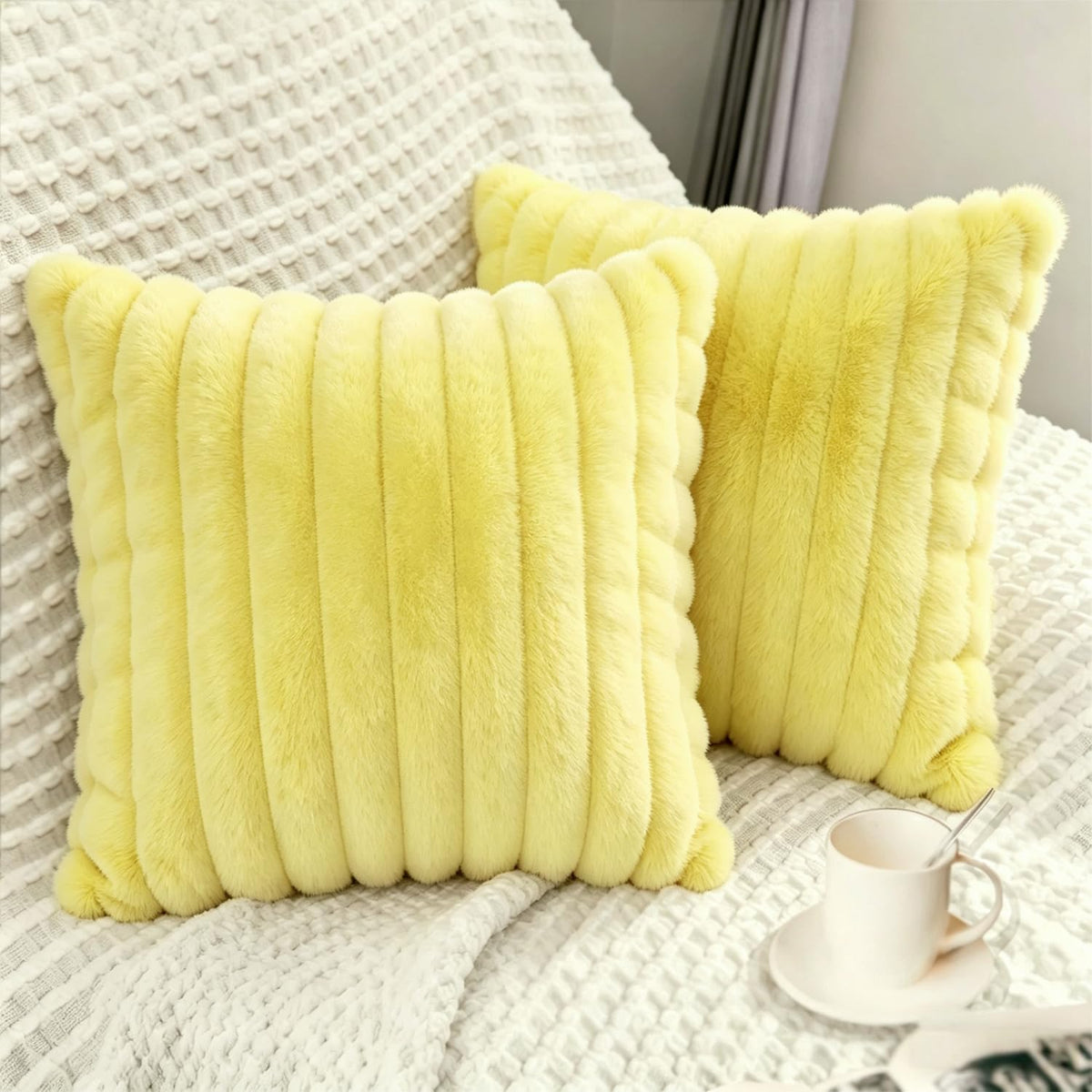 2 Pack 18x18 Pillow Cover Velvet Pillow Covers, Faux Fur Square Throw Pillow Covers for Living Room Decorations Throw Pillow Case, Throw Pillow Cover Cushion Cover for Home Sofa Bedroom Car, Grey