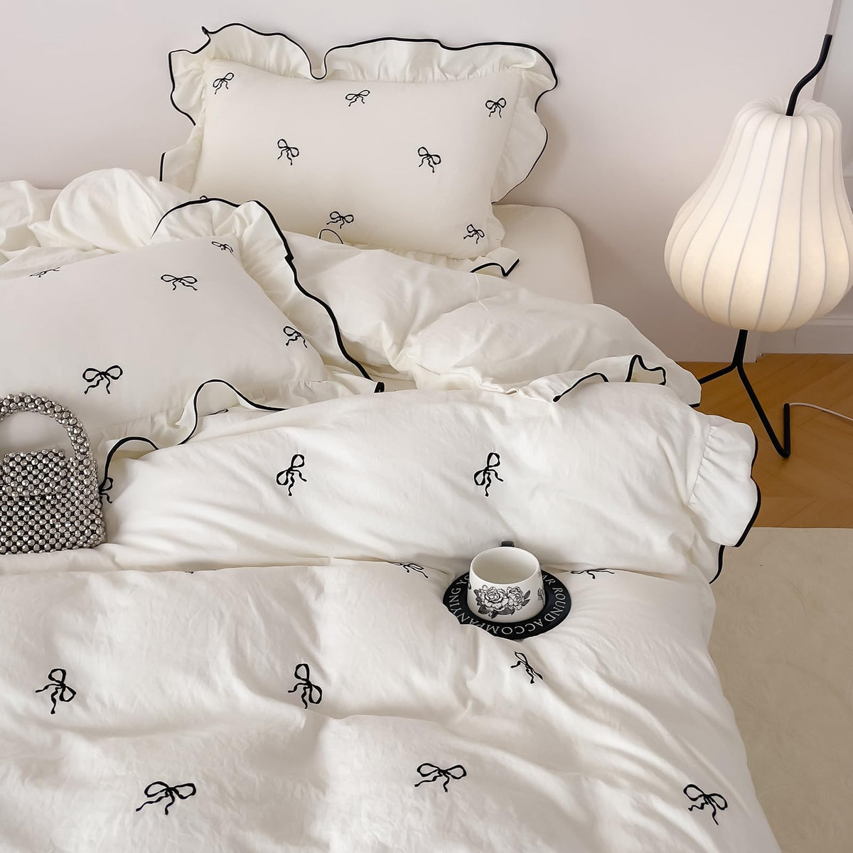 French Chic Ruffled Duvet Cover Queen Size Beige Wavy Jacquard Bedding Set 3 Pieces, Microfiber Zipper Comforter Cover and 2 Pillowcases Aesthetic Boho Girls Women Bedding Duvet Cover for All Seasons