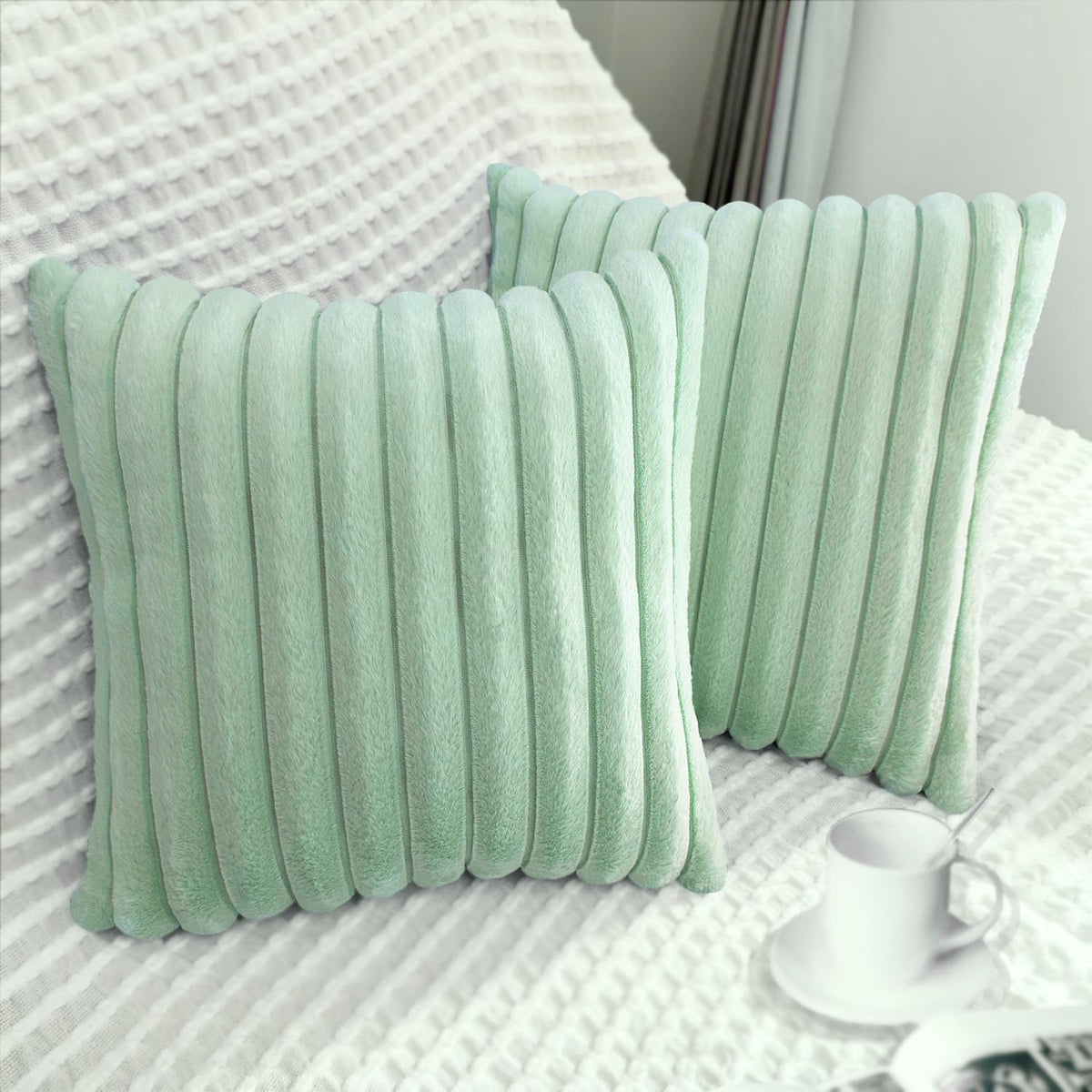 2 Pack 18x18 Pillow Cover Velvet Pillow Covers, Faux Fur Square Throw Pillow Covers for Living Room Decorations Throw Pillow Case, Throw Pillow Cover Cushion Cover for Home Sofa Bedroom Car, Grey
