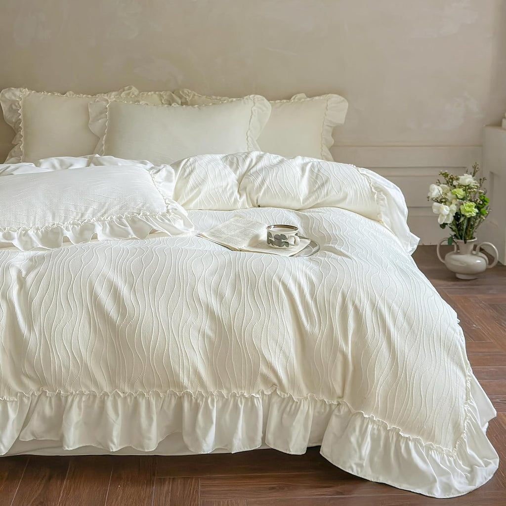 French Chic Ruffled Duvet Cover Queen Size Beige Wavy Jacquard Bedding Set 3 Pieces, Microfiber Zipper Comforter Cover and 2 Pillowcases Aesthetic Boho Girls Women Bedding Duvet Cover for All Seasons