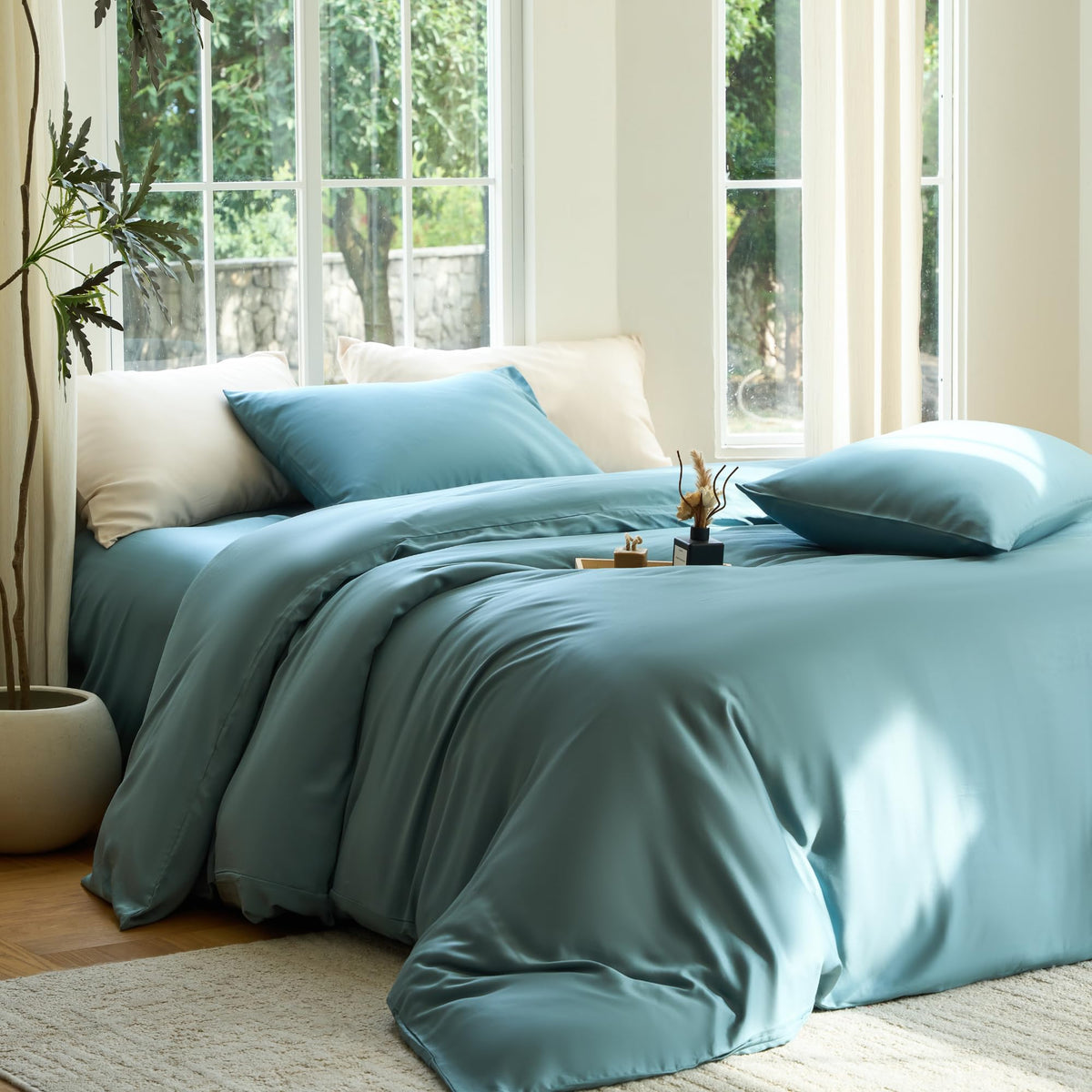 DOZ Duvet Cover Set, 100% Viscose derived from Bamboo, Organically Grown, Buttery Soft, Cooling Duvet Covers, High GSM, 1 Duvet Cover and 2 Pillowcases, 90"x90" (Sage, Full/Queen)