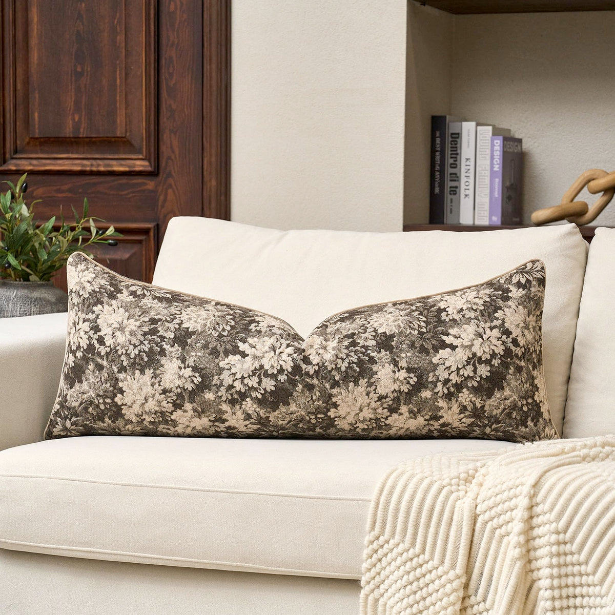 Yangest Neutral Floral Pillow Cover 12 x 20 Inches, Vintage Chenille Rectangle Throw Pillow Cover Soft Decorative Farmhouse Accent Couch Pillow Cover for Living Room Bedroom, Green