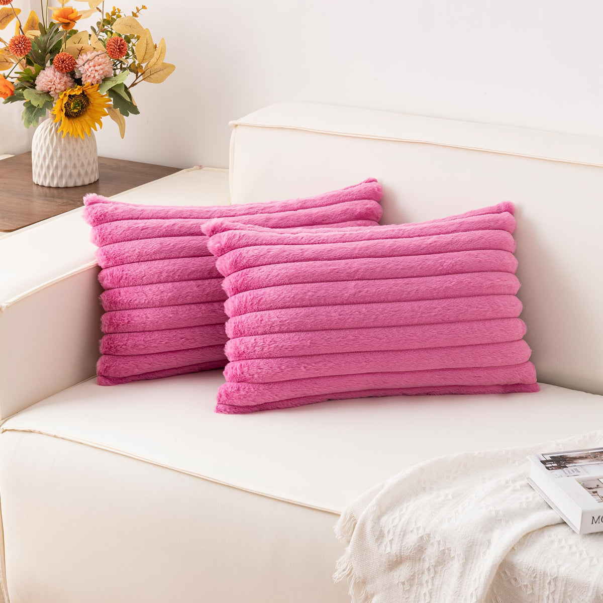 Aegero Pack of 2 Faux Fur Christmas Throw Pillow Covers 18x18 Inch, Pink