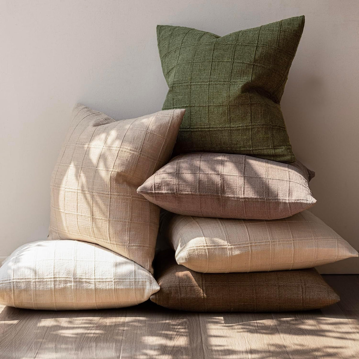 Foindtower Boho Linen Check Decorative Throw Pillow Cover 18×18 Olive Green