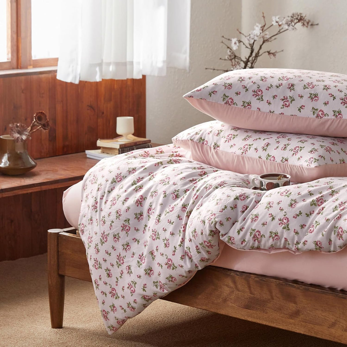 Wake In Cloud - Coquette Duvet Cover Set, Floral Cottagecore Flower Shabby Chic Cute Aesthetic, Soft Lightweight Bedding for Women Teen Girls, 3-Piece, Pink, Queen Size
