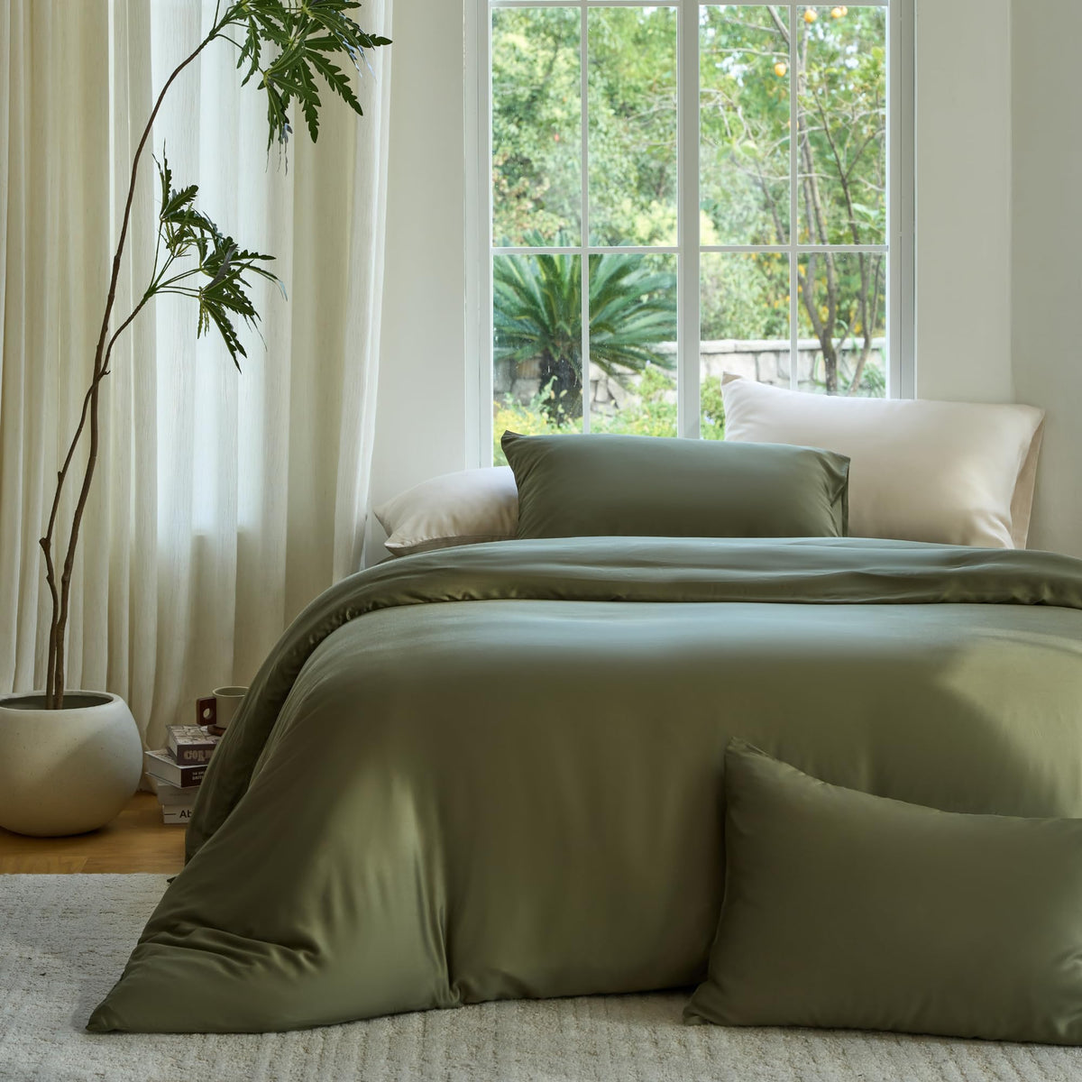 DOZ Duvet Cover Set, 100% Viscose derived from Bamboo, Organically Grown, Buttery Soft, Cooling Duvet Covers, High GSM, 1 Duvet Cover and 2 Pillowcases, 90"x90" (Forest, Full/Queen)