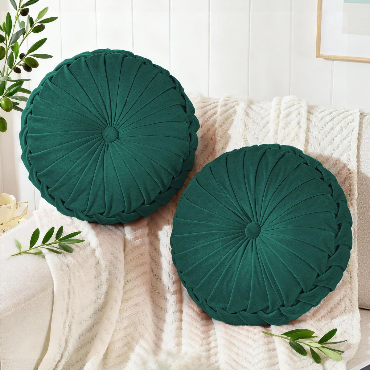 ROSE&RISY Round Pleated Velvet Throw Pillow, 2 Pack Decorative Accent Pumpkin Pillow Cushion for Couch Sofa Bed, Soft Plush Retro Vanity Throw Pillows for Home Decor, 14.5 Inch, Olive Green