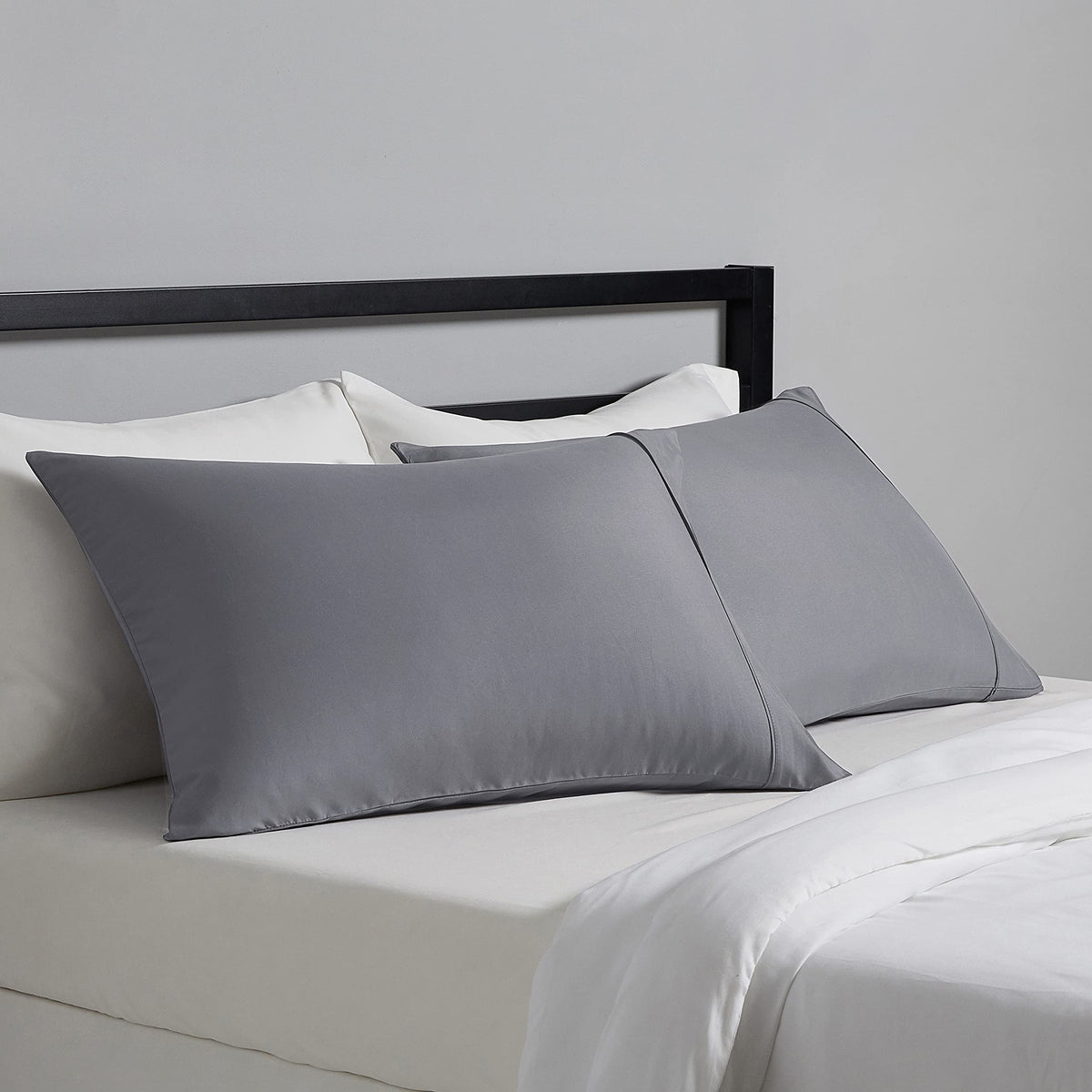 Amazon Basics Standard Pillowcases Set of 2 - Lightweight, Super Soft Easy Care Microfiber, Cream, 30" L x 20" W, Pillows Not Included