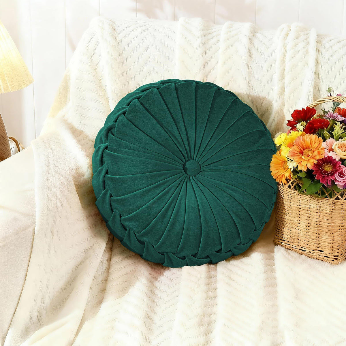 ROSE&RISY Round Pleated Velvet Throw Pillow, 2 Pack Decorative Accent Pumpkin Pillow Cushion for Couch Sofa Bed, Soft Plush Retro Vanity Throw Pillows for Home Decor, 14.5 Inch, Olive Green
