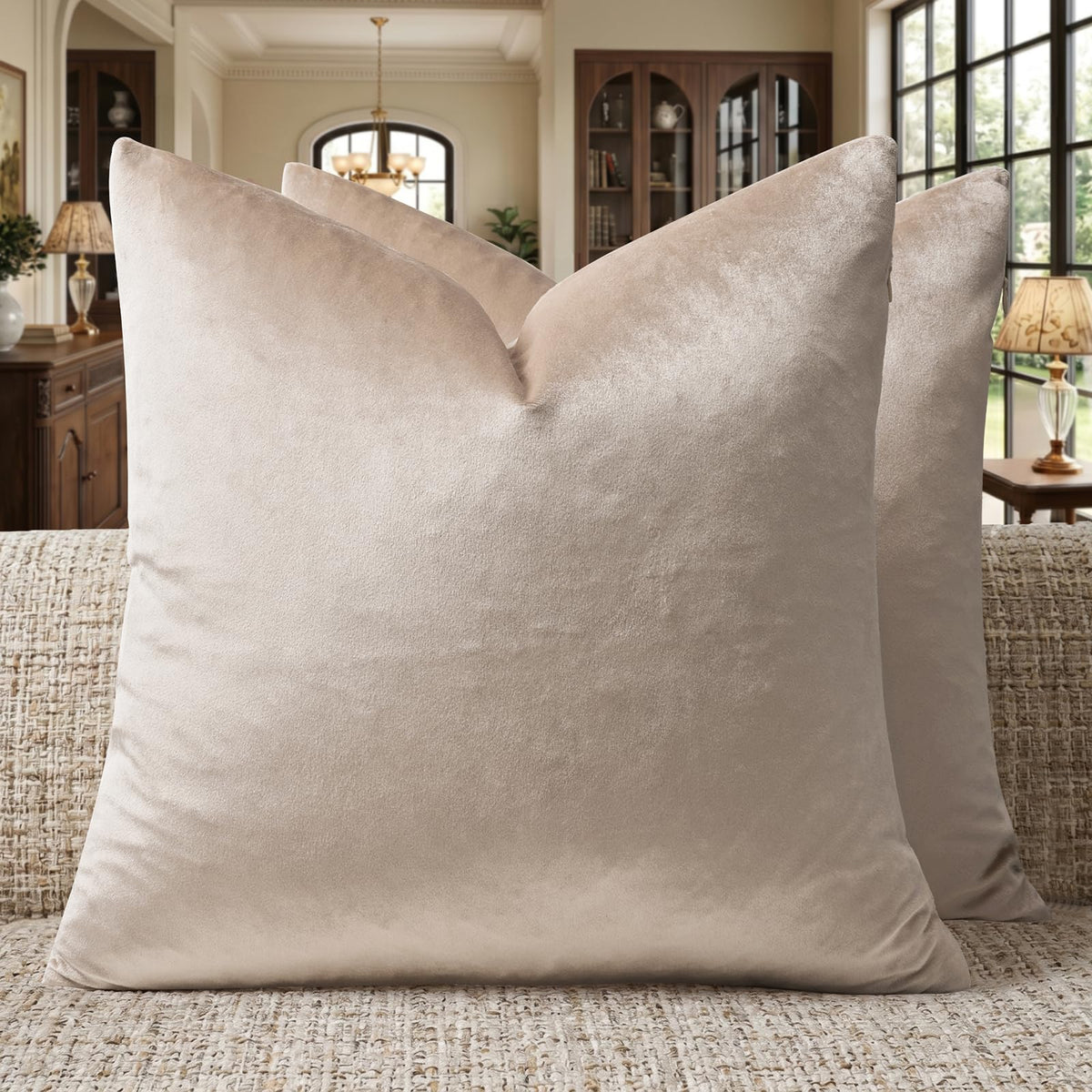 GIGIZAZA Hot Pink Velvet Pillow Covers 18x18 Decorative Pillows Pack of 2