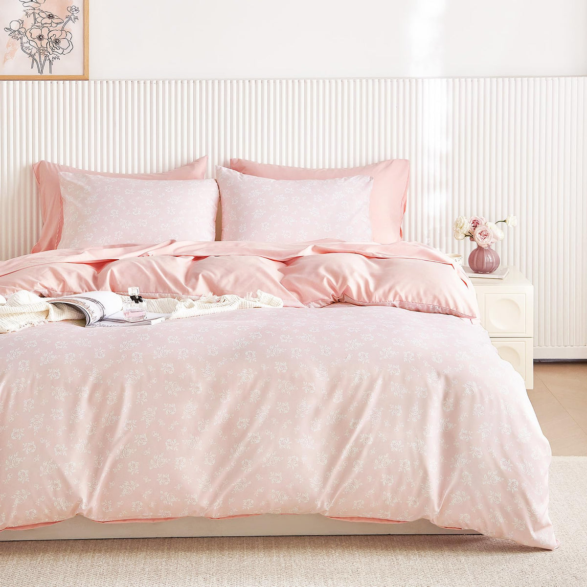 Wake In Cloud - Coquette Duvet Cover Set, Floral Cottagecore Flower Shabby Chic Cute Aesthetic, Soft Lightweight Bedding for Women Teen Girls, 3-Piece, Pink, Queen Size