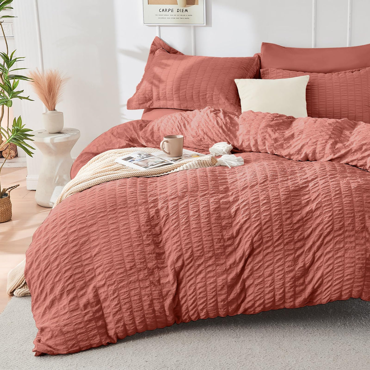 HYMOKEGE Beige Duvet Cover Queen Size, Ultra Soft 3-Piece Seersucker Duvet Cover Set with Zipper Closure, Soft Brushed Microfiber Bedding Set with 8 Corner Ties (90"x90", 2 Pillowshams)