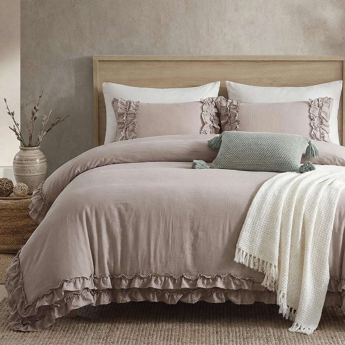Bedorm Beige Duvet Cover Set Queen Ruffle Bedding Set Pleat Ruffled Shabby Chic Comforter Cover Extra Soft & Easy Care White Boho Duvet Cover with Zipper Closure