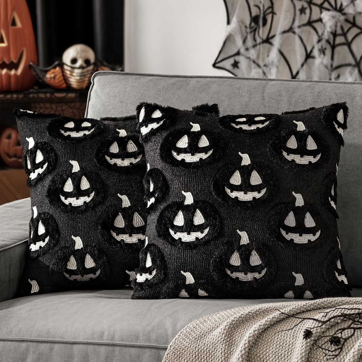 MIULEE Halloween Fall Pumpkin Throw Pillow Covers 18x18 Orange-Black