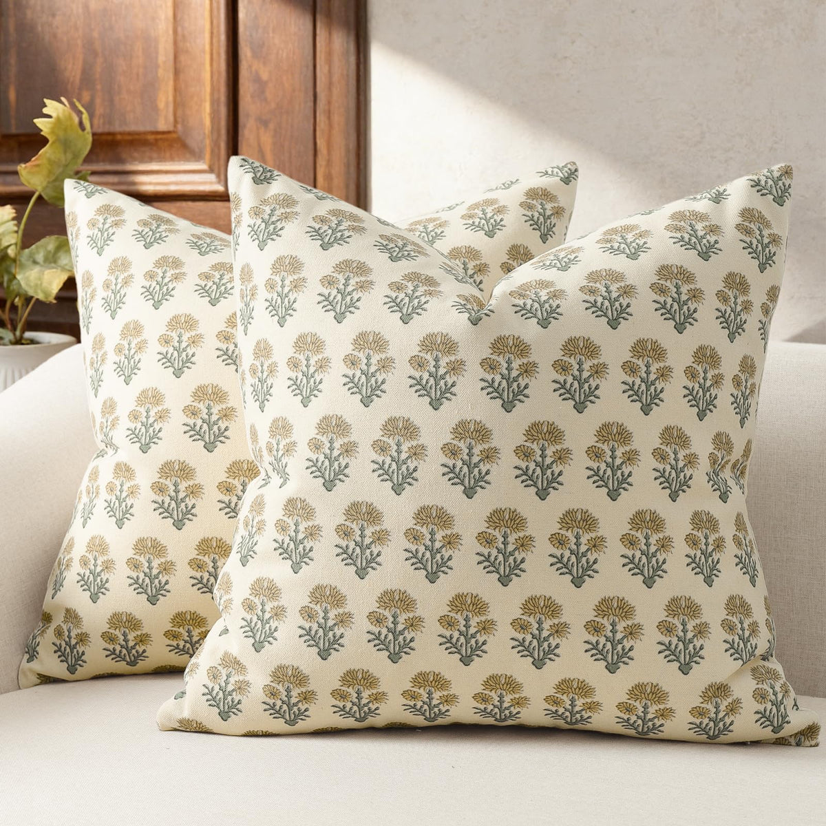 Farmhouse Floral Pillow Covers 18x18 Set of 2, Country Botanical Throw Pillow Cover for Sofa Couch Bed Living Room, Earthic Vintage Flower Cushion Covers Cottage Home Decor,Terracotta