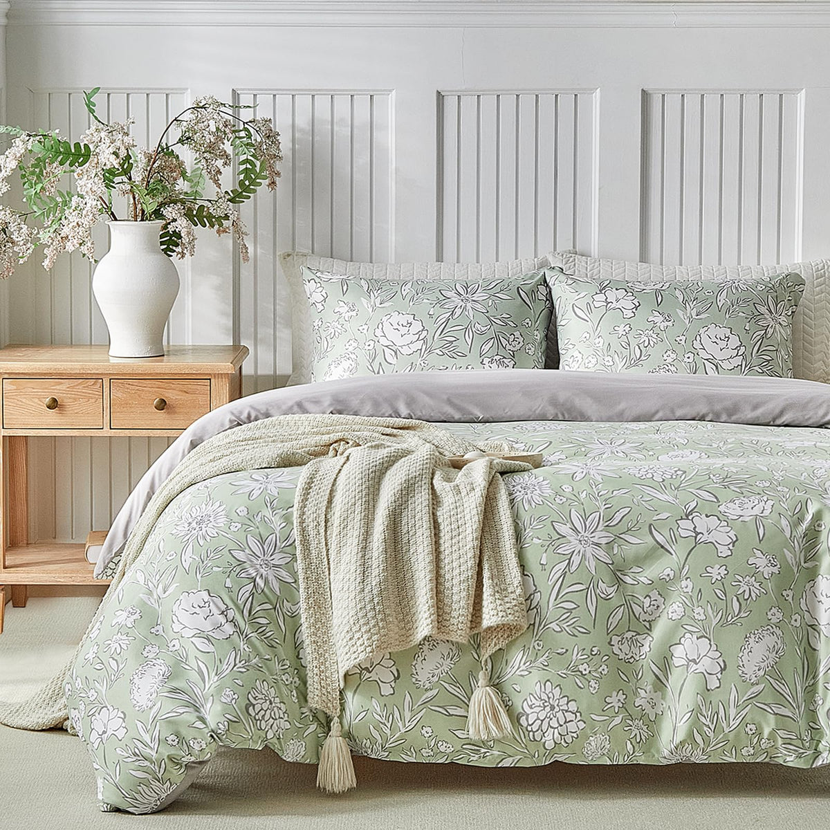 Lekesky Floral Duvet Cover Queen Size 3-Piece, Sage Green