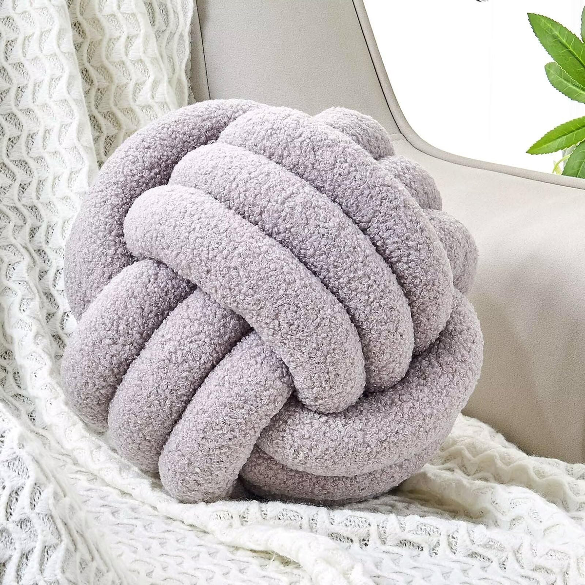 Uvvyui Knot Pillow Ball, Soft Home Decorative Round Throw Pillow, Handmade Knotted Plush Pillow, Round Boucle Pillow Cushion (8.6 Inches Ivory)