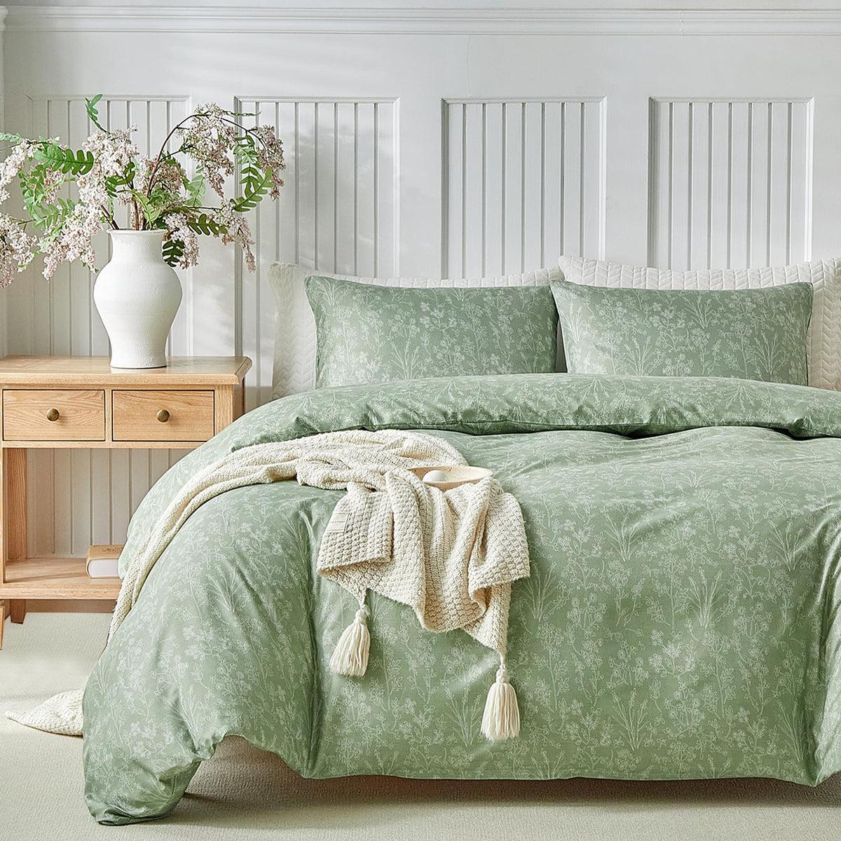 Lekesky Floral Duvet Cover Queen Size 3-Piece, Sage Green