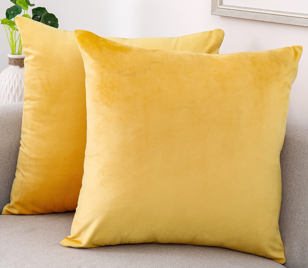 NiNi ALL Black Velvet Throw Pillow Covers 18x18 Pack of 2 Decorative Couch
