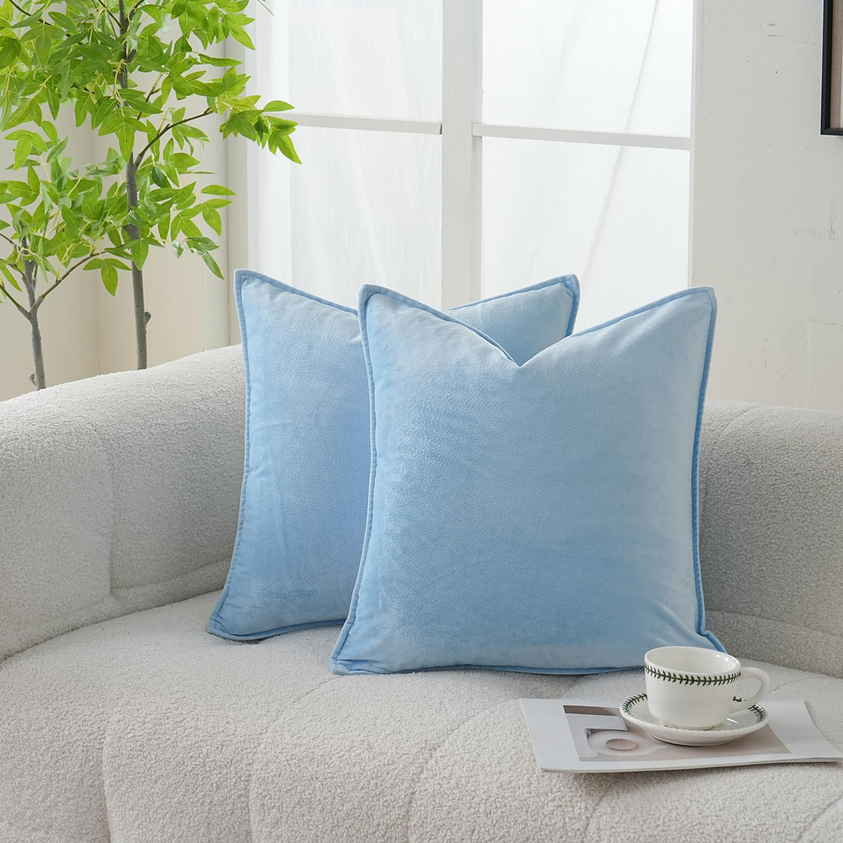 JIAHANNHA Velvet Green Throw Pillow Covers 18”x18”Pack of 2 Soft Decorative