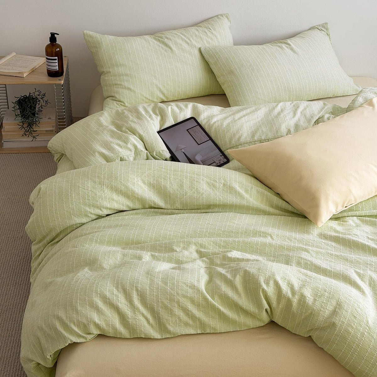 French Chic Ruffled Duvet Cover Queen Size Beige Wavy Jacquard Bedding Set 3 Pieces, Microfiber Zipper Comforter Cover and 2 Pillowcases Aesthetic Boho Girls Women Bedding Duvet Cover for All Seasons