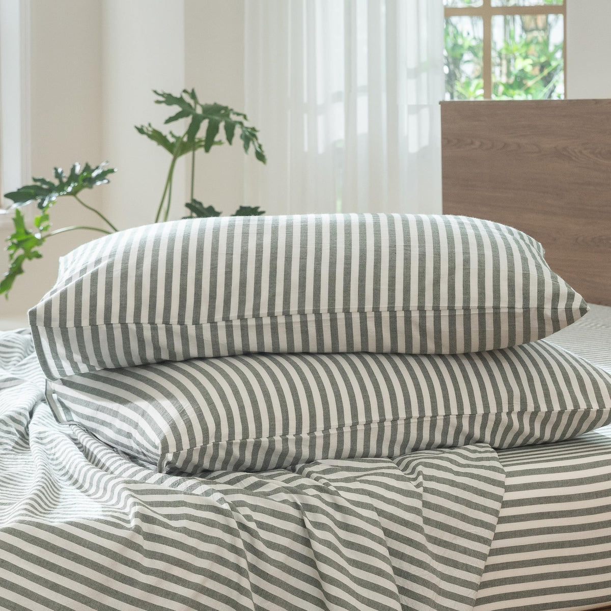 MOOMEE Pillowcase Set of 2 100% Washed Cotton Linen-Like Standard
