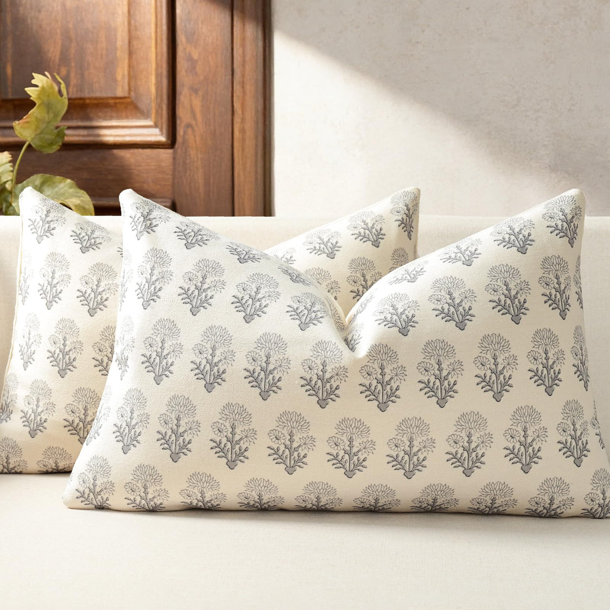 Farmhouse Floral Pillow Covers 18x18 Set of 2, Country Botanical Throw Pillow Cover for Sofa Couch Bed Living Room, Earthic Vintage Flower Cushion Covers Cottage Home Decor,Terracotta
