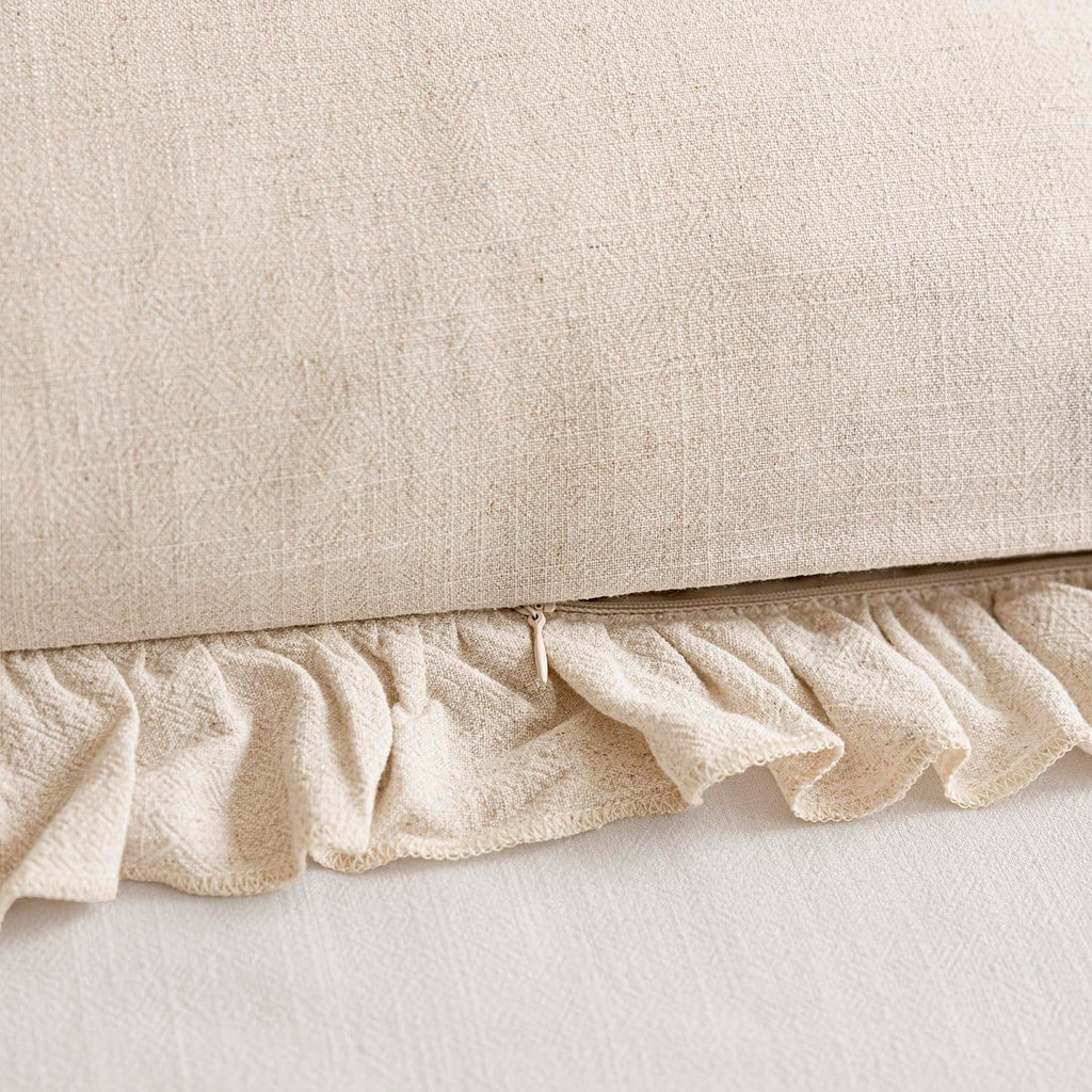 Foindtower Set of 2 Decorative Soild Fringe Ruffle Throw Pillow Covers Soft Boho Farmhouse Cushion Cover Cozy Accent Retro Pillowcase for Couch Sofa Bed Living Room Home Decor,18×18 Inch,Natural Beige
