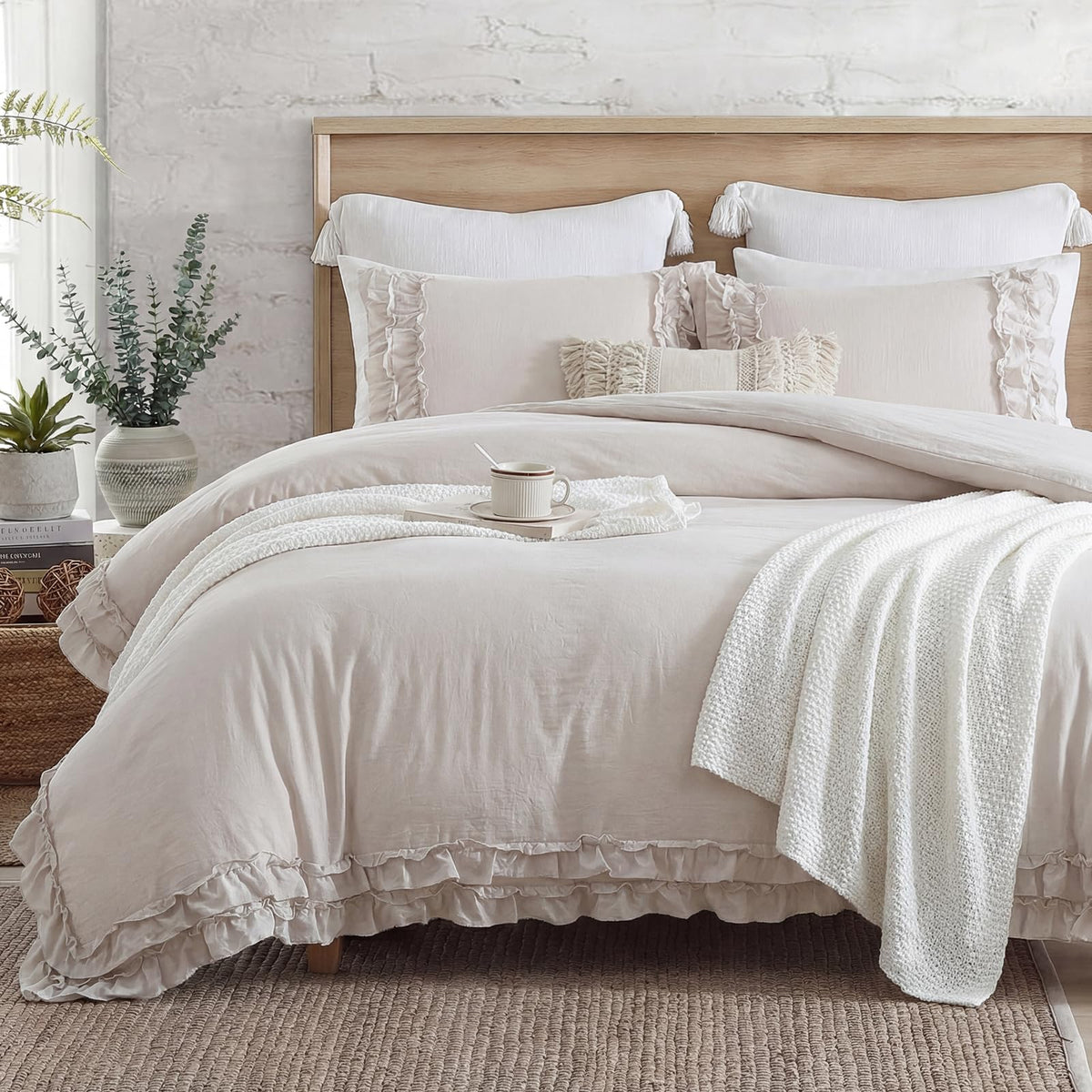 Bedorm Beige Duvet Cover Set Queen Ruffle Bedding Set Pleat Ruffled Shabby Chic Comforter Cover Extra Soft & Easy Care White Boho Duvet Cover with Zipper Closure