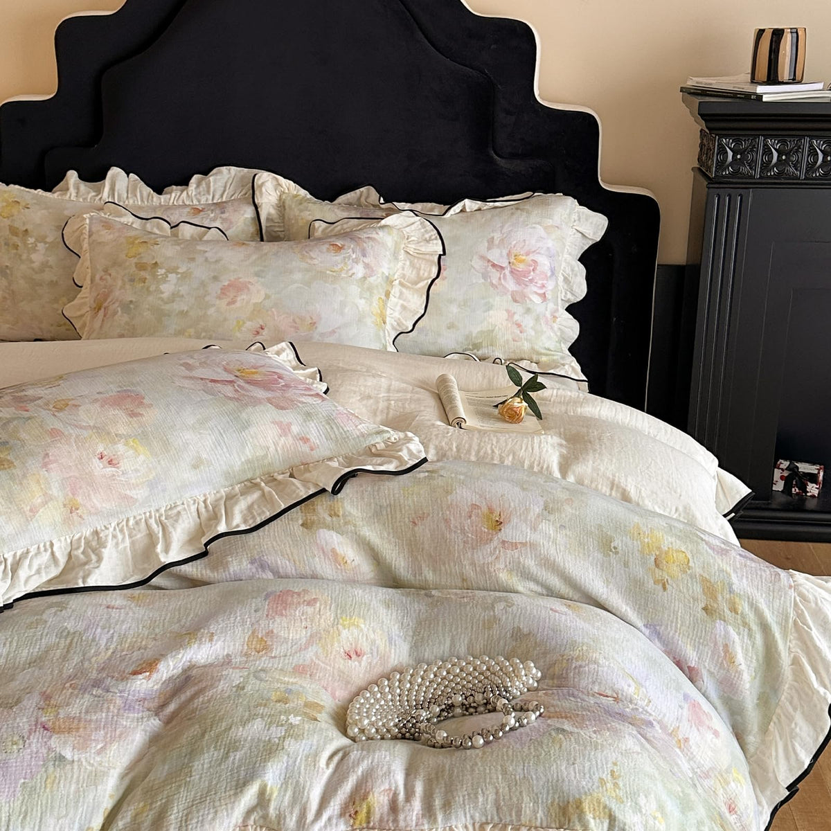 French Chic Ruffled Duvet Cover Queen Size Beige Wavy Jacquard Bedding Set 3 Pieces, Microfiber Zipper Comforter Cover and 2 Pillowcases Aesthetic Boho Girls Women Bedding Duvet Cover for All Seasons