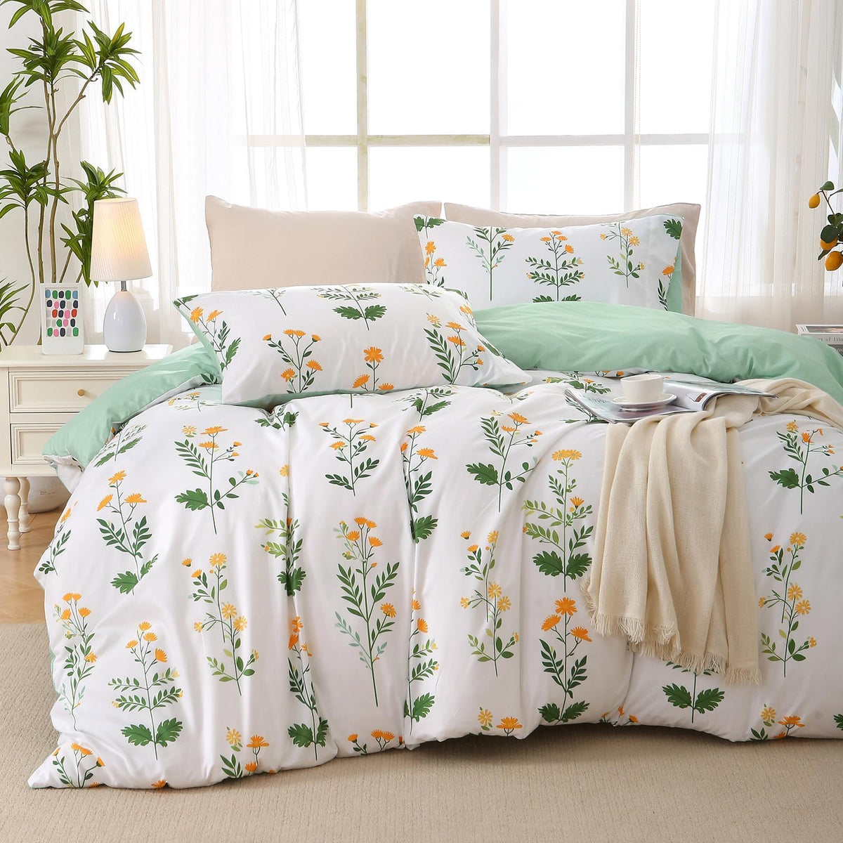 MUXHOMO Duvet Cover Queen Size, Reversible Floral Green Duvet Cover Set with Zipper Closure, 3 Pieces Botanical Patterns Soft Microfiber Bedding Set with 4 Ties (90"x90", 2 Pillow Cases)