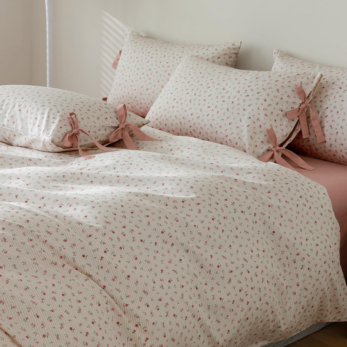 French Chic Ruffled Duvet Cover Queen Size Beige Wavy Jacquard Bedding Set 3 Pieces, Microfiber Zipper Comforter Cover and 2 Pillowcases Aesthetic Boho Girls Women Bedding Duvet Cover for All Seasons