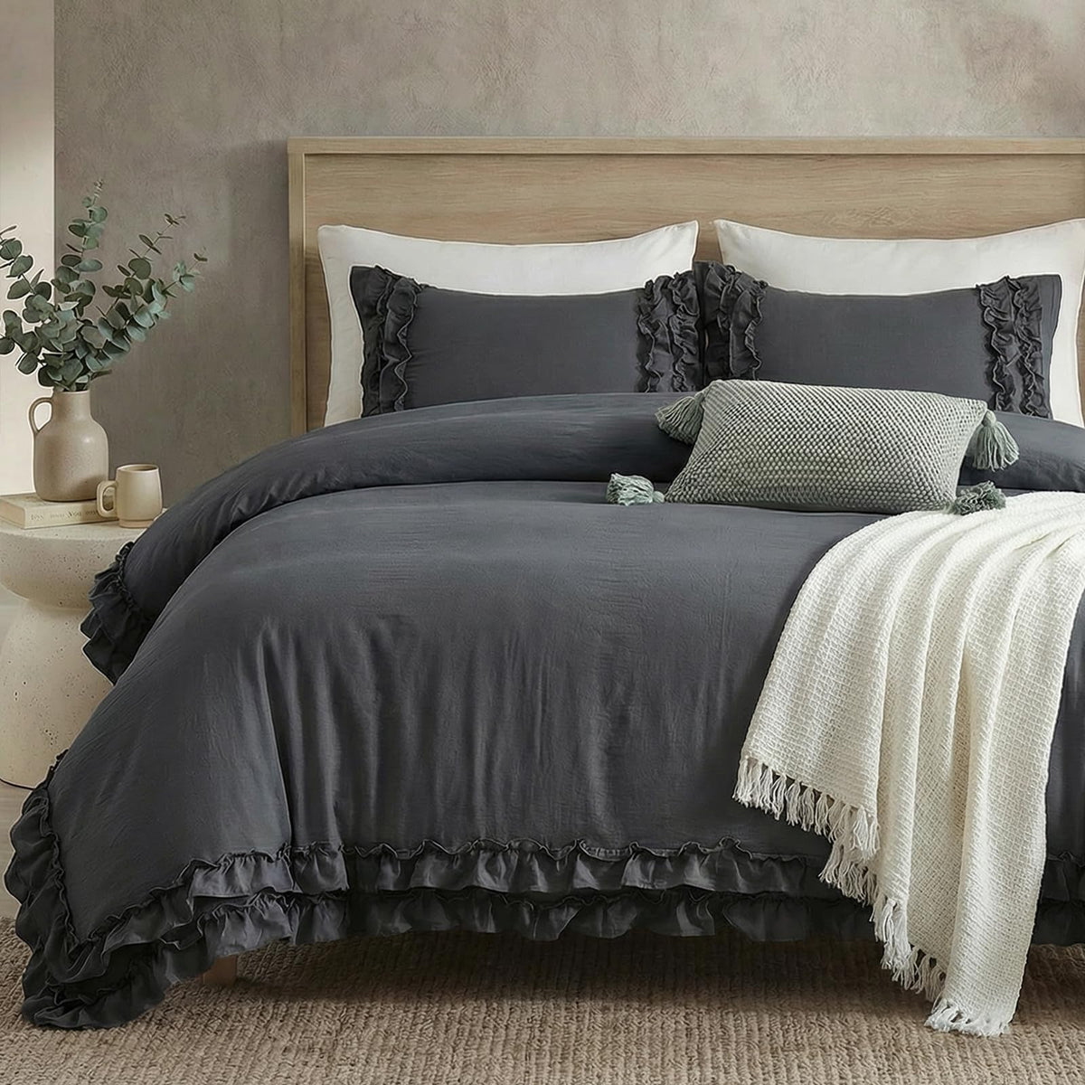 Bedorm Beige Duvet Cover Set Queen Ruffle Bedding Set Pleat Ruffled Shabby Chic Comforter Cover Extra Soft & Easy Care White Boho Duvet Cover with Zipper Closure