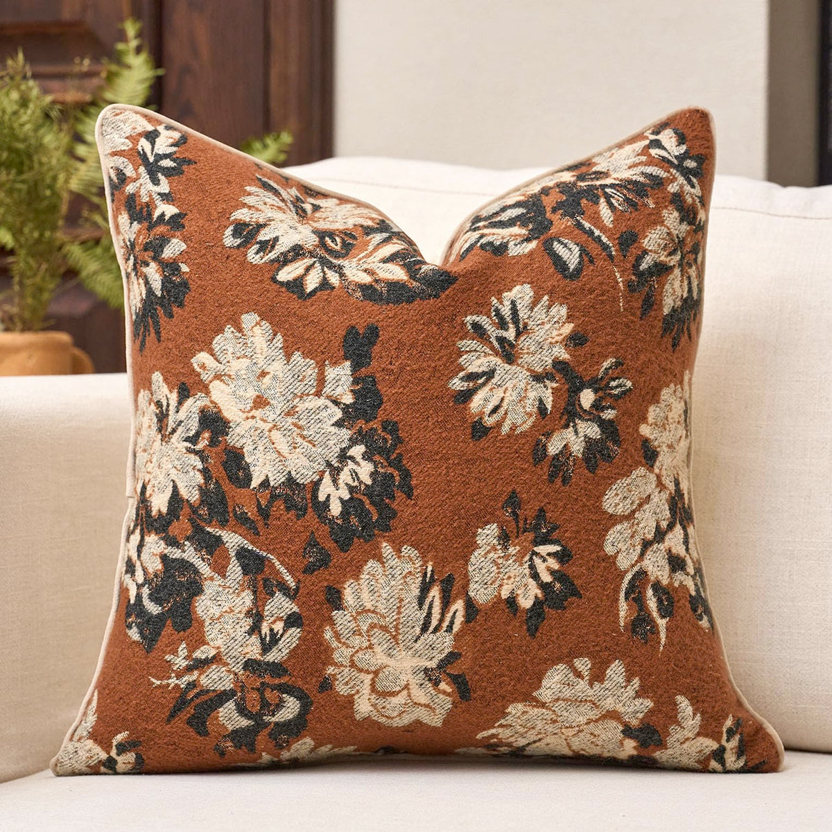 Green Floral Textured Throw Pillow Cover 18x18 Fall Vintage Rust Pillow Cover Farmhouse Summer Leaf Cushion Cover Chenille Neutral Flower Pillowcase Home Decor for Sofa Living Room Bedding