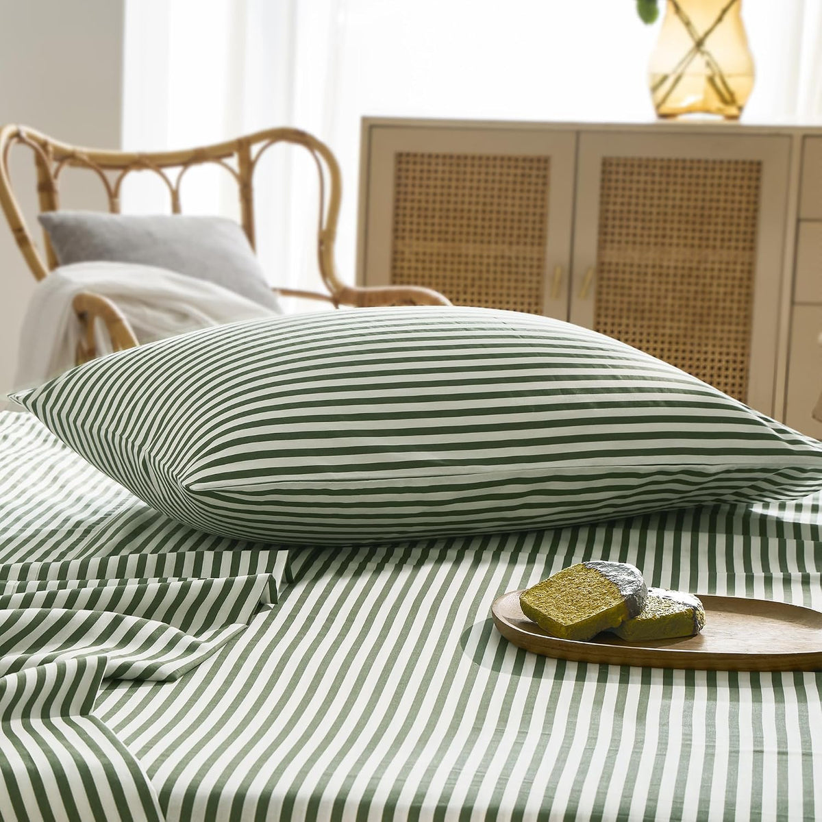 JELLYMONI Cotton Classic Striped Pillowcases Set of 2, Green, Queen
