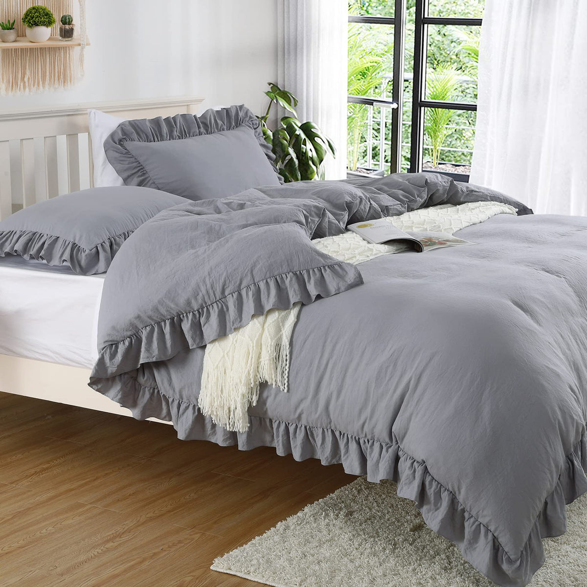 CAROMIO White Ruffle Duvet Cover Queen Size, 3PCS Soft Washed Microfiber Vintage French Country Duvet Cover Set for Queen Bed, White, 90x90 in