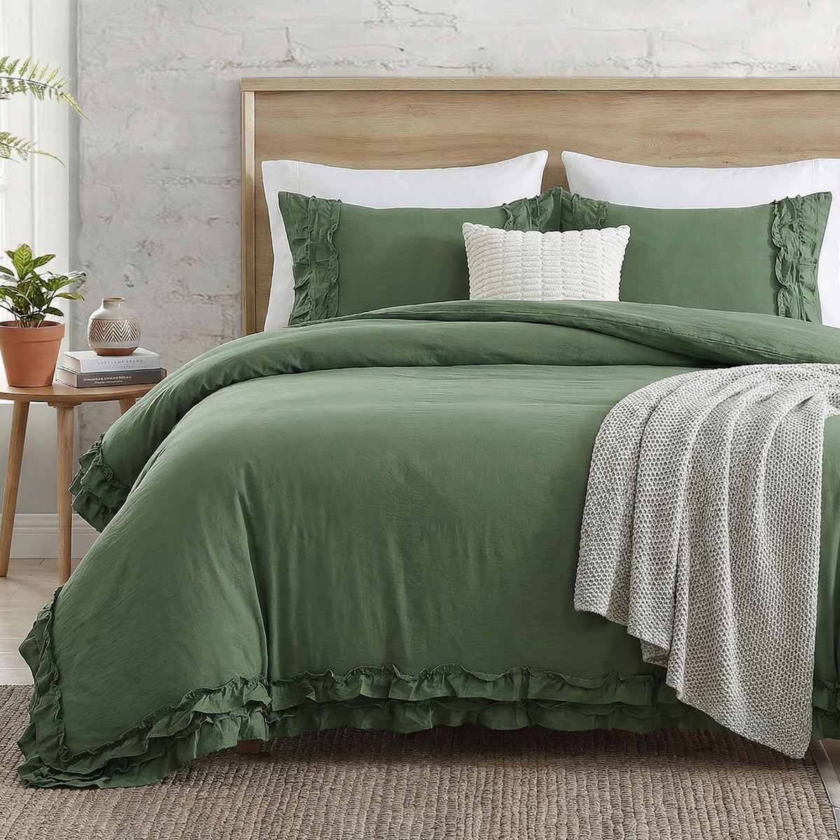 Bedorm Beige Duvet Cover Set Queen Ruffle Bedding Set Pleat Ruffled Shabby Chic Comforter Cover Extra Soft & Easy Care White Boho Duvet Cover with Zipper Closure
