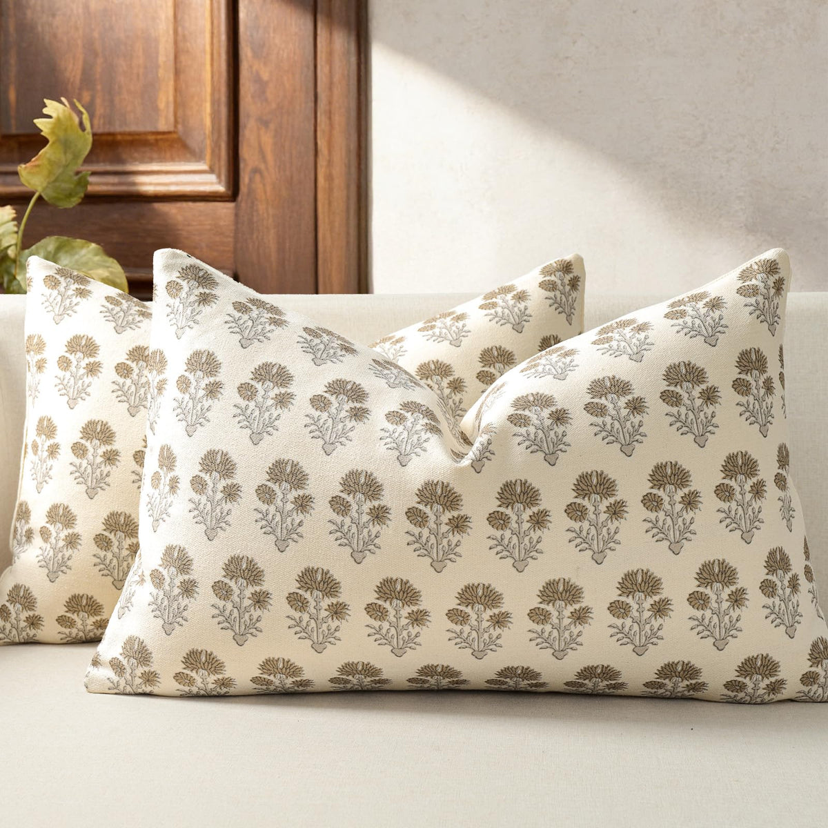 Farmhouse Floral Pillow Covers 18x18 Set of 2, Country Botanical Throw Pillow Cover for Sofa Couch Bed Living Room, Earthic Vintage Flower Cushion Covers Cottage Home Decor,Terracotta