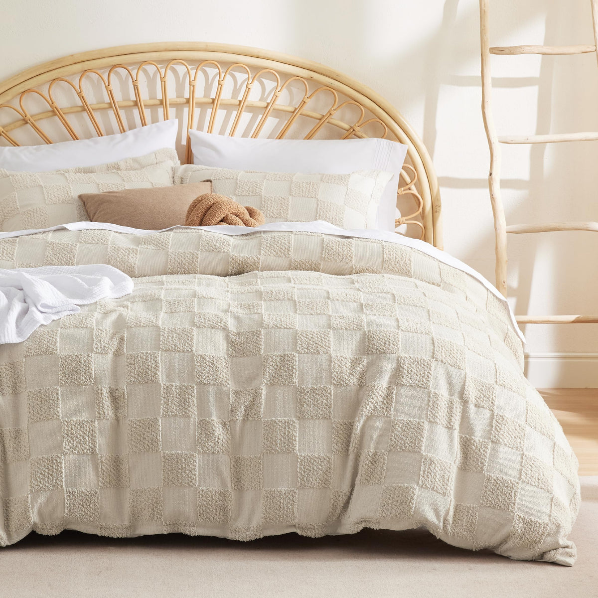 Bedsure Boho Duvet Cover Queen, Tufted Embroidery, 3-Piece, Beige